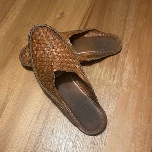 Mohinders Men’s Woven City Slipper (Size 11)